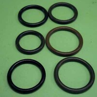 Voorwerpen\25400\25410.jpg; V25410; ; Uterus-ringen (6)Uterine rings (6)